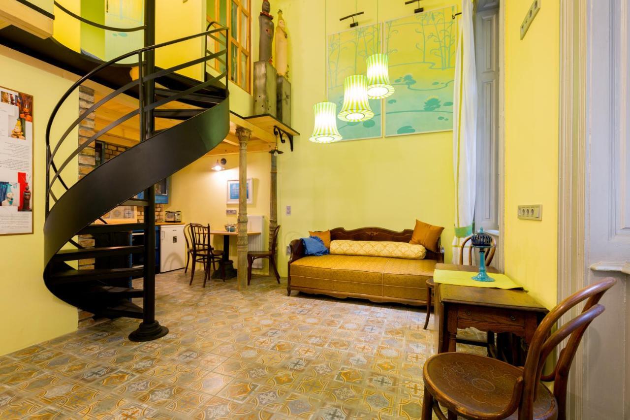 Artistic Apartment Budapest Luaran gambar